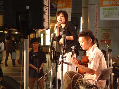 出前ライブJAM広場