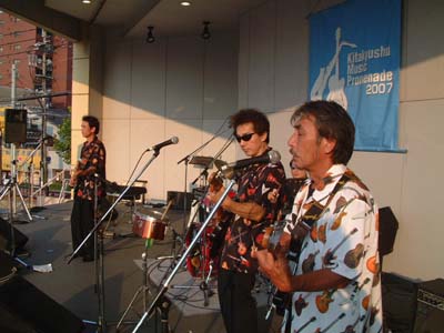 出前ライブinレインボー広場