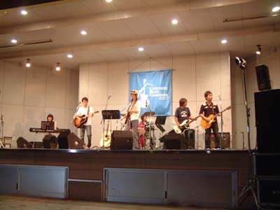 出前ライブinレインボー広場