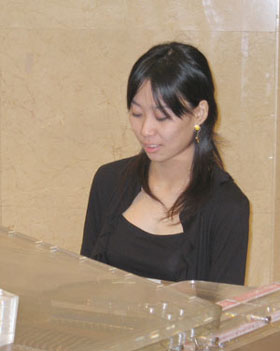 上野かおり